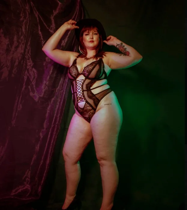 Miss Sofie R. @miss-sofie-r Onlyfans modelfoto in sexy lingerie